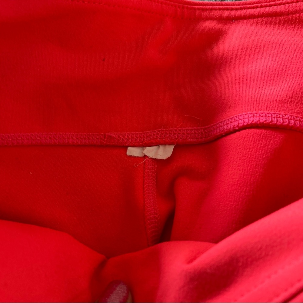 Fabletics Solid Bright Pink Cropped Leggin - image 4